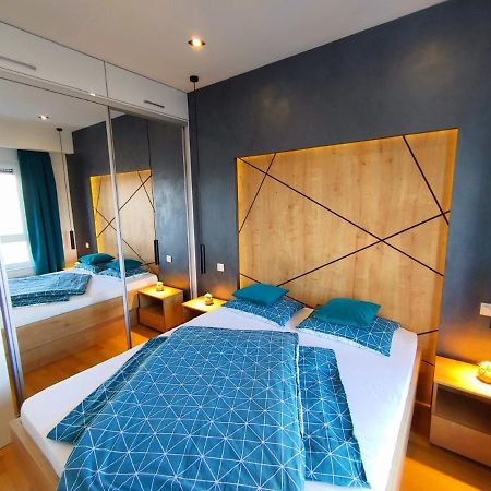 Downtown Apartment บันยาลูกา ภายนอก รูปภาพ