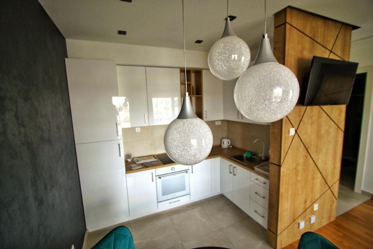 Downtown Apartment บันยาลูกา ภายนอก รูปภาพ