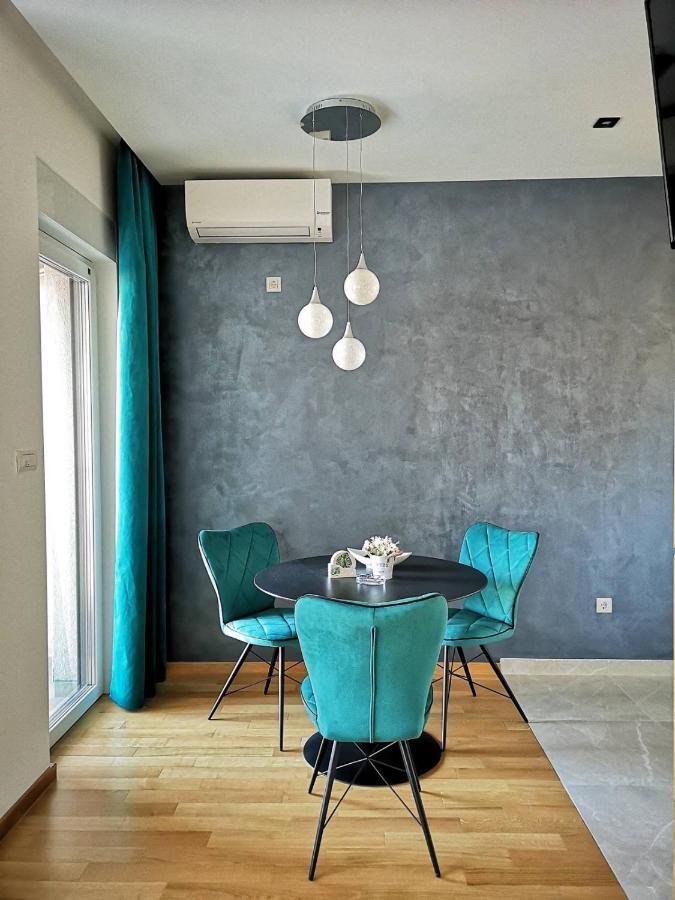 Downtown Apartment บันยาลูกา ภายนอก รูปภาพ