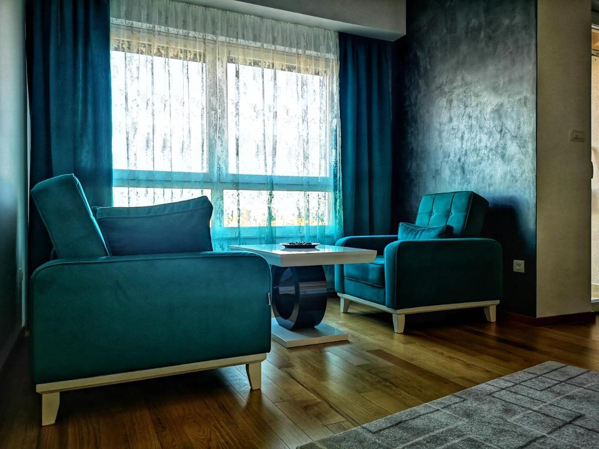 Downtown Apartment บันยาลูกา ภายนอก รูปภาพ
